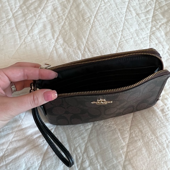 Coach Wristlet - Picture 3 of 5